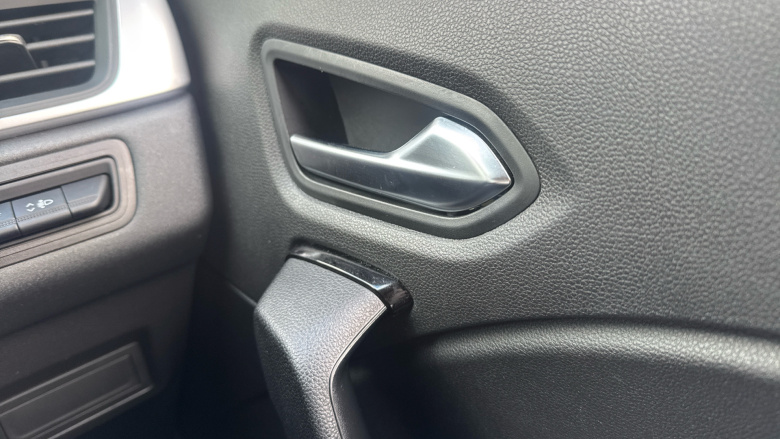 Renault Captur 1.6 E-Tech full hybrid 145 Evolution 5dr Auto Hybrid Hatchback